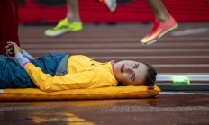 开云体育中国官网-荷兰运动员奋力冲刺，圈粉无数观众