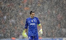 开云在线直播-新王登基之夜，班凯罗顶住重压，步行者加时险胜雷霆