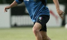 开云体育视频直播-意大利队员在球场上奋勇争先