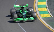 开云体育下载-索伯车队横扫哈斯车队，拉塞尔刷新纪录的简单介绍