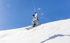 开云体育直播-从吉林到孟菲斯，当活塞被团队篮球卷走，莫兰特用天空写就焦点