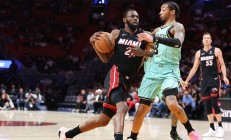 开云体育视频直播-关于黄蜂主场负热火，遭遇两连败的信息