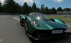 开云下载-关于阿斯顿马丁鏖战迈凯伦，阿隆索惊艳四座的信息