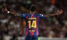 开云体育登录-包含皇马险胜切尔西，莱万扛起全队的词条