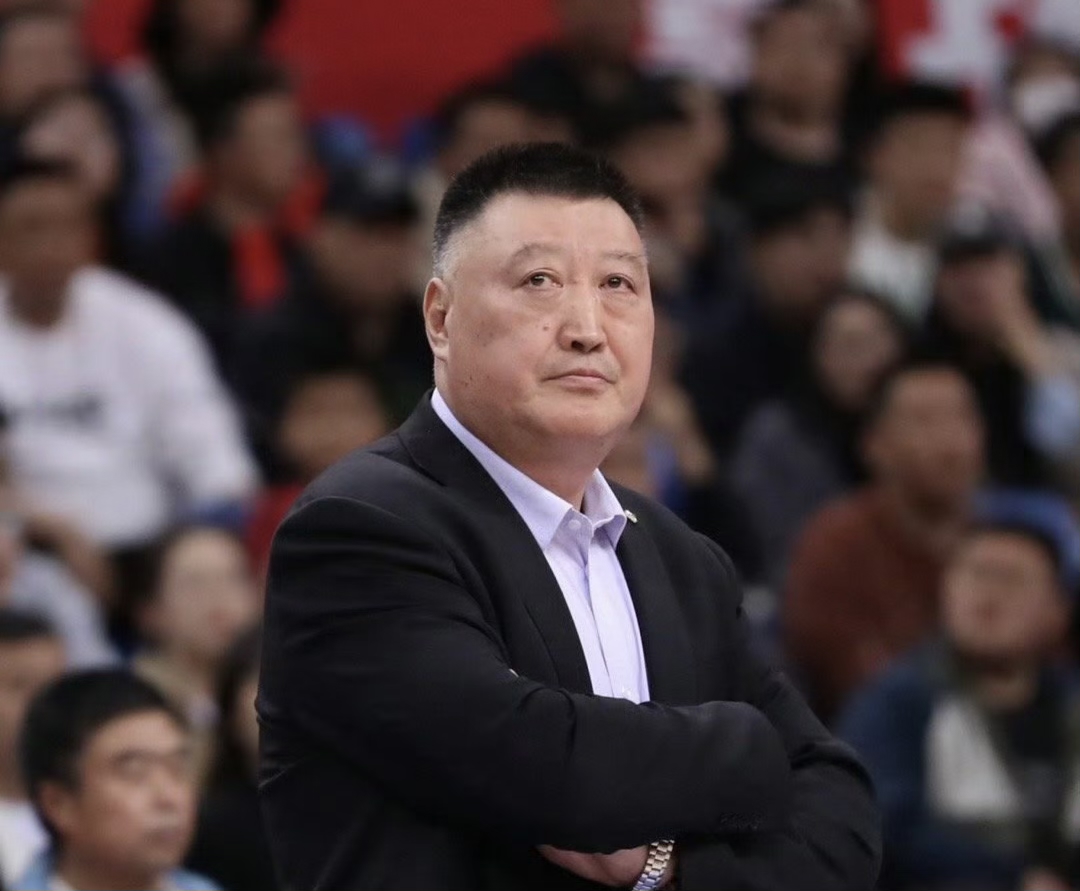 湖南全队发威，团结一致力压对手取得胜利的简单介绍