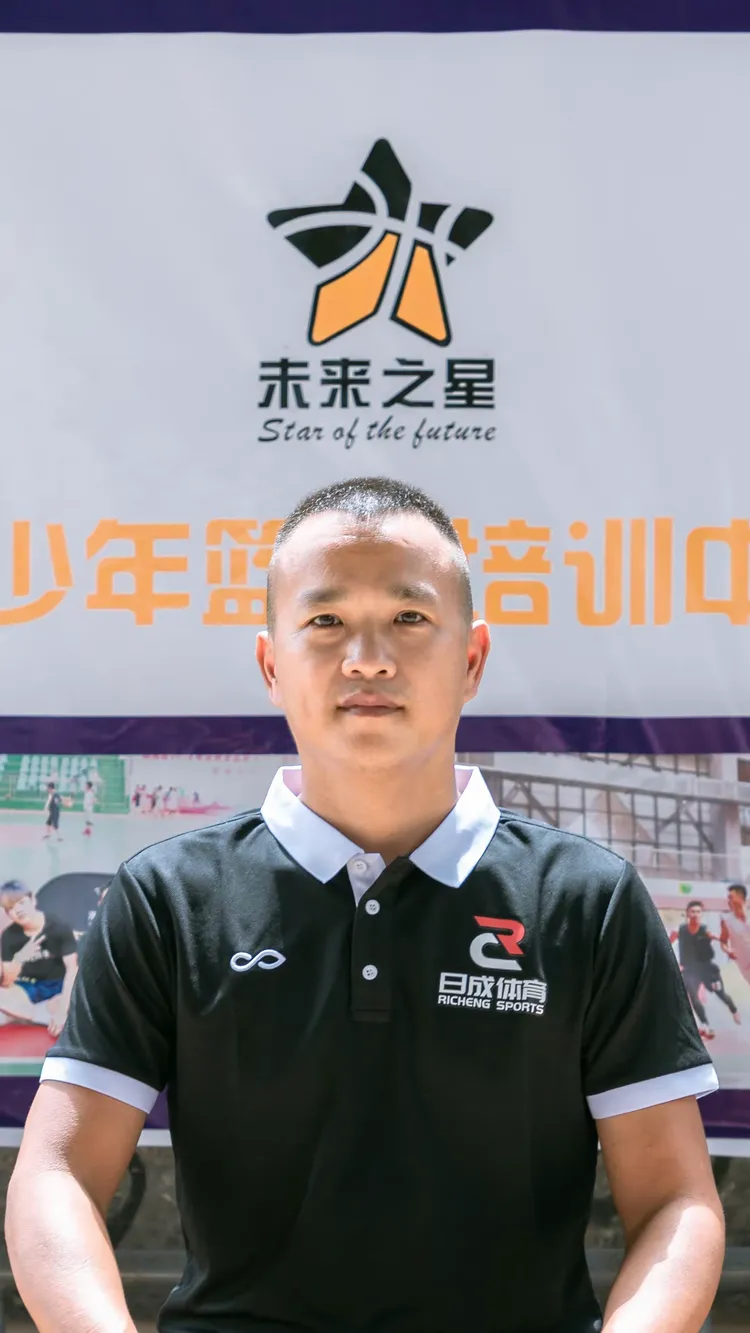 包含瑞士篮球协会启动全国青少年篮球培训计划的词条