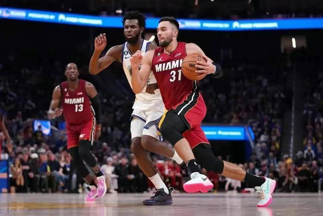 包含逆流而上！一方在比赛中力求逆转优势的词条