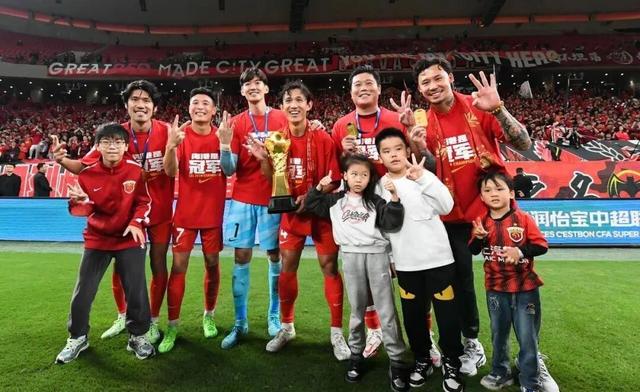 顶级联赛各队展现实力,激烈比拼持续火爆的简单介绍 顶级联赛各队展现实力,激烈比拼持续火爆的简单介绍