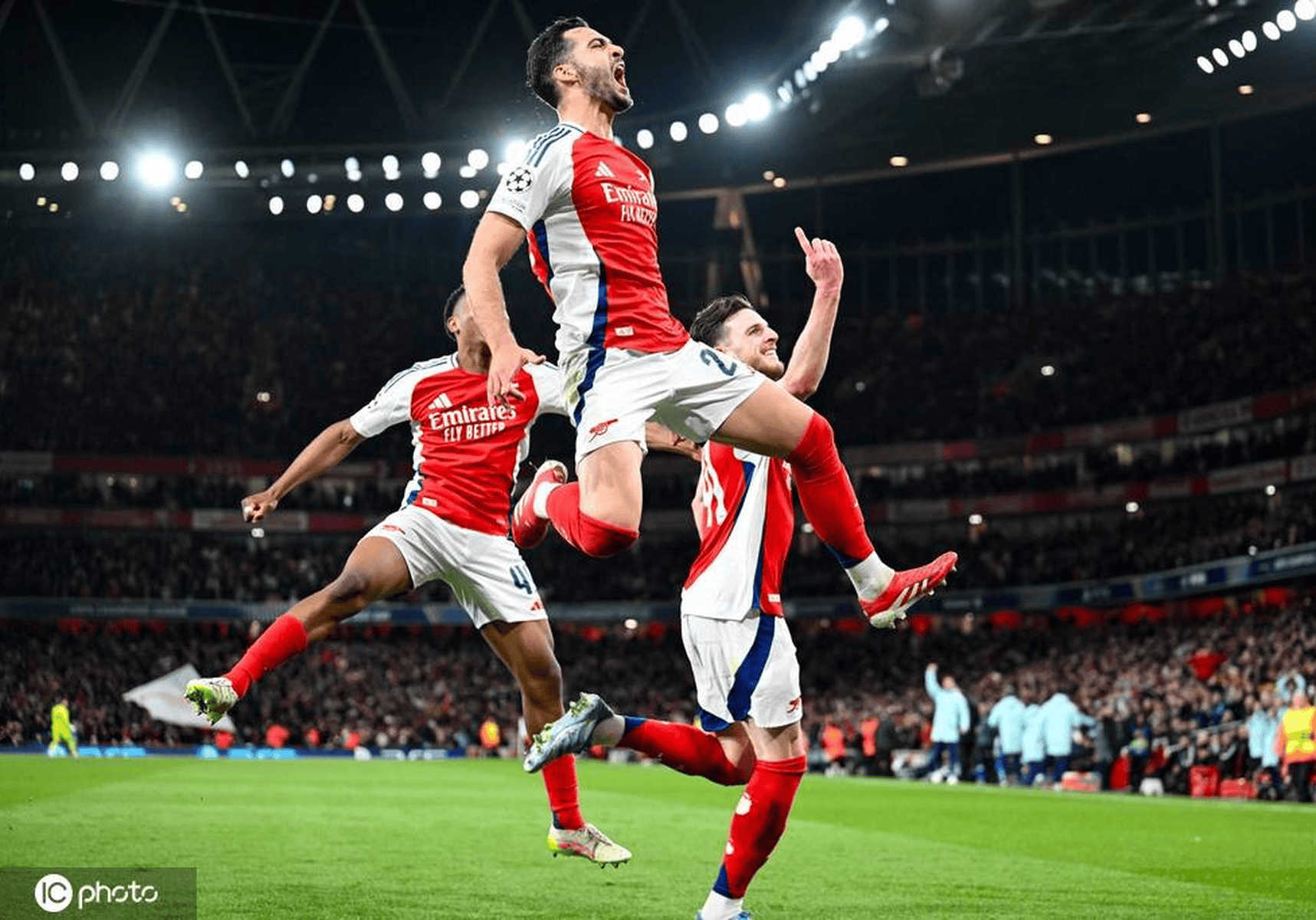 阿森纳完胜波兰，罗德里统治全场