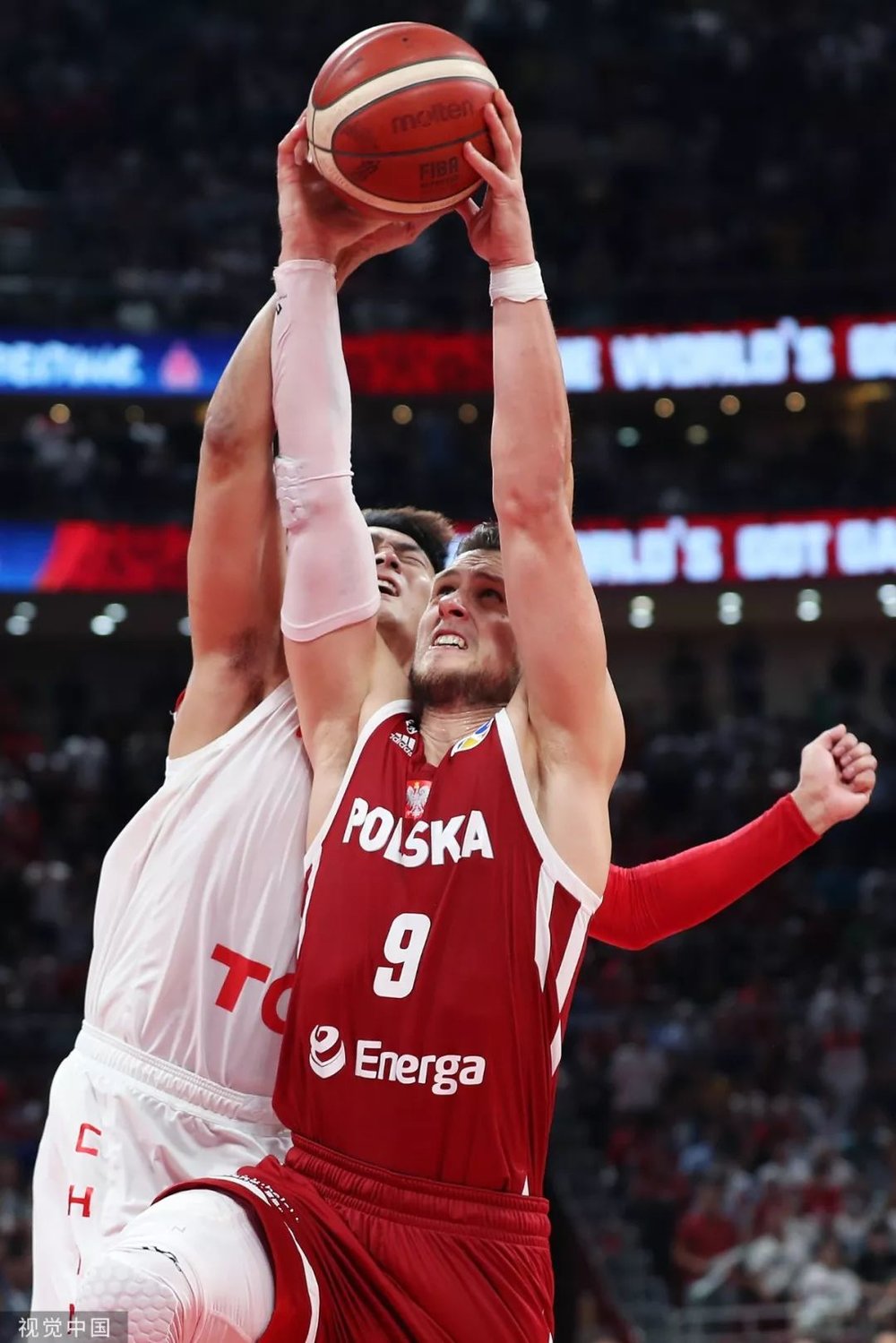 关于南美洲篮球联赛争夺激烈胜负难分的信息 关于南美洲篮球联赛争夺激烈胜负难分的信息