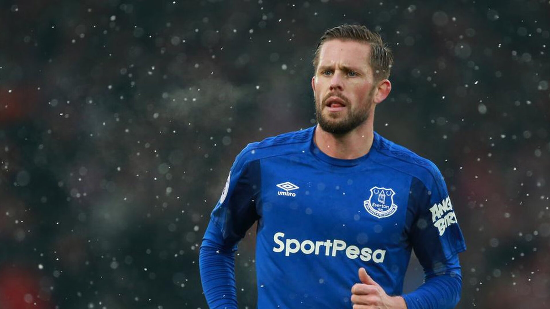 2026世界杯之夜，恩比德全程高能输出，篮球巨星跨界足球的传奇一夜