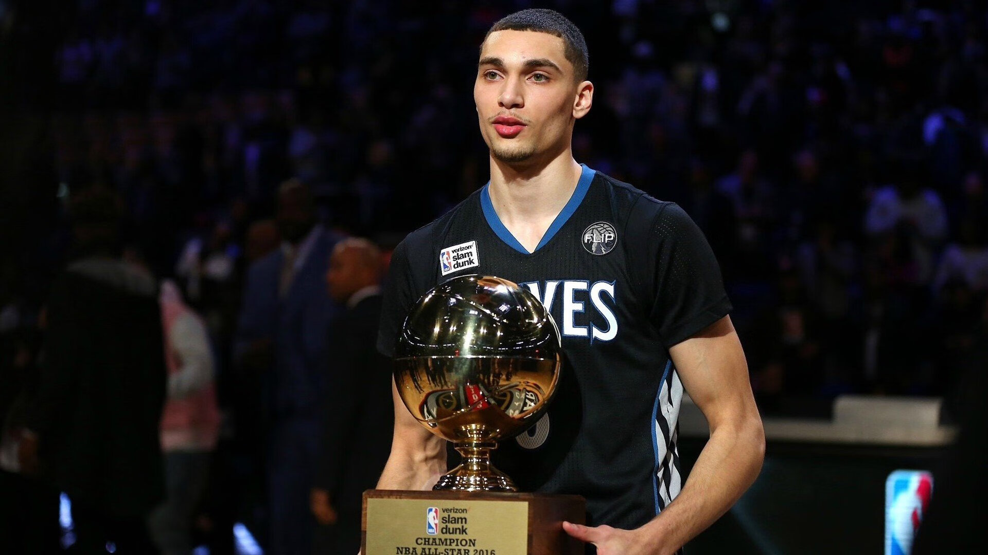 小贾伦爆发诠释唯一性价值，步行者团队篮球正面击溃快船巨星阵